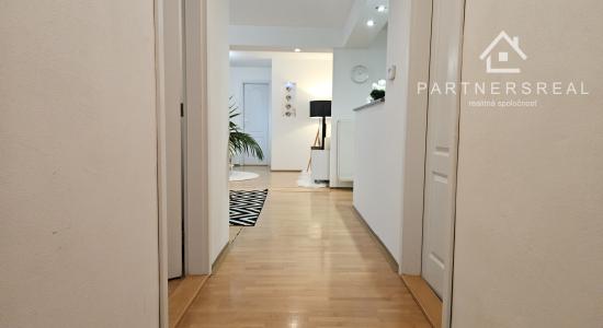 Rodinný dom s 2 bytovými jednotkami, predaj, centrum Prešova, Kotrádova ulica