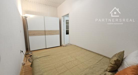 Rodinný dom s 2 bytovými jednotkami, predaj, centrum Prešova, Kotrádova ulica