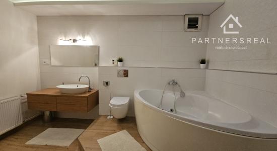 Rodinný dom s 2 bytovými jednotkami, predaj, centrum Prešova, Kotrádova ulica