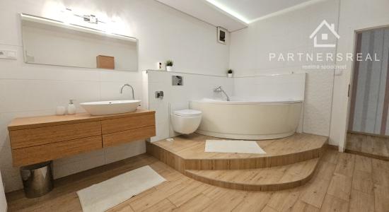 Rodinný dom s 2 bytovými jednotkami, predaj, centrum Prešova, Kotrádova ulica