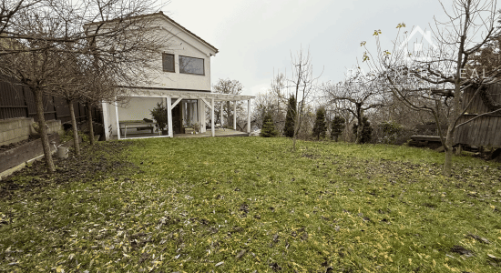 Na predaj vynimočný 4 izbový dom s panoramatickým výhĺadom Košice - Kalvária/ Zvolenská ul.