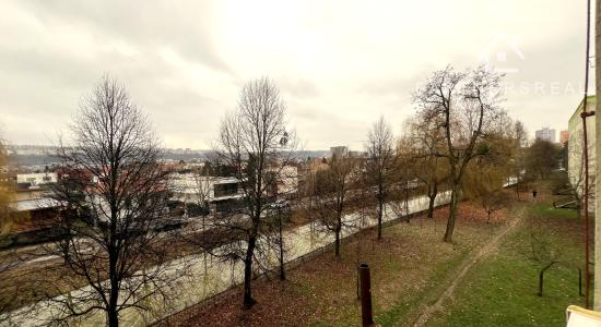 3 - izb. byt (69 m2) / Študentská / Košice - sever