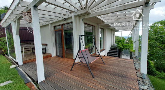 Na predaj vynimočný 4 izbový dom s panoramatickým výhĺadom Košice - Kalvária/ Zvolenská ul.