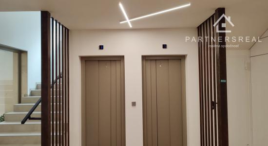 1,5 izb. byt (36 m2) / Lukratívna lokalita / Krivá / Košice - Juh