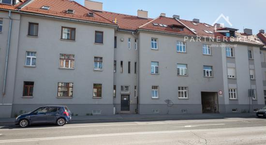 NA PREDAJ 2 izb. byt LETNÁ ULICA, MALÁ PRAHA 2- Košice