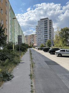 Exkluzívne, 2 izbový byt s balkónom, predaj, Lomená ul. - Staré mesto