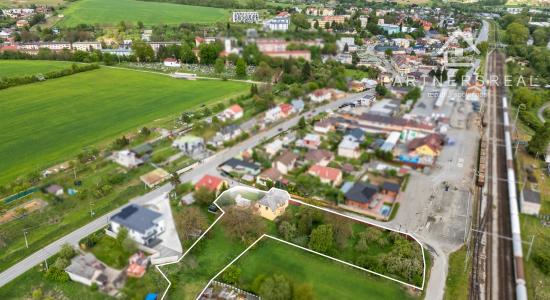 Na predaj- Rodinný dom s veľkým pozemkom v Lipanoch