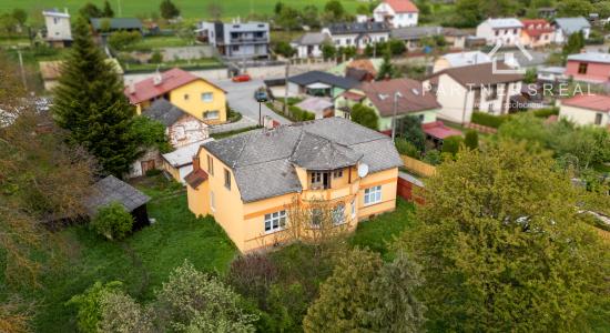 Na predaj- Rodinný dom s veľkým pozemkom v Lipanoch