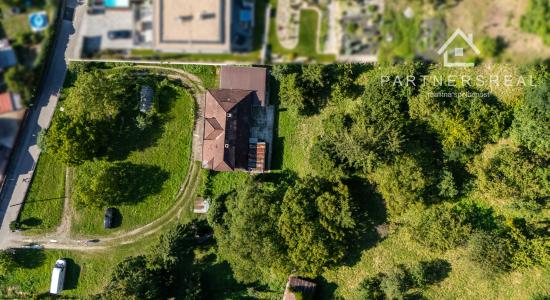 Na predaj: Rodinný dom s hektárovým pozemkom a vínnou pivnicou, Košice – Vyšné Opátske