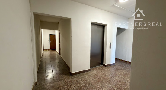 3- izb. byt (67 m2) / Ždiarska / Košice – sídlisko Nad jazerom
