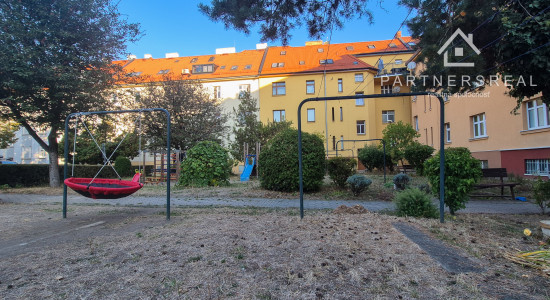 NA PREDAJ 2 izb. byt LETNÁ ULICA, MALÁ PRAHA 2- Košice