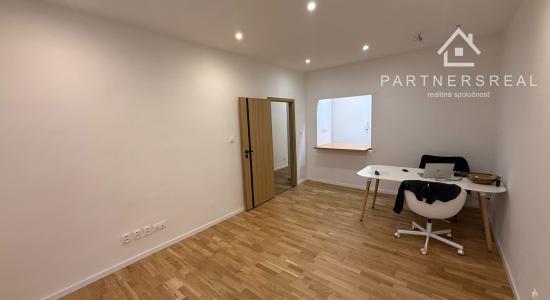 Kompletne zrekonštruovaný tehlový 3-izbový byt (60 m²) / Kisdyho ulica / Košice
