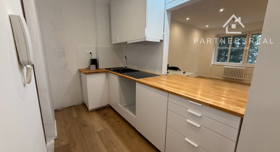 Kompletne zrekonštruovaný tehlový 3-izbový byt (60 m²) / Kisdyho ulica / Košice