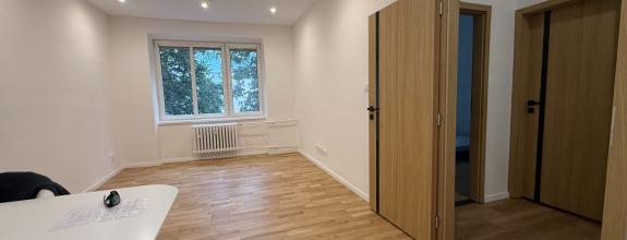 Kompletne zrekonštruovaný tehlový 3-izbový byt (60 m²) / Kisdyho ulica / Košice