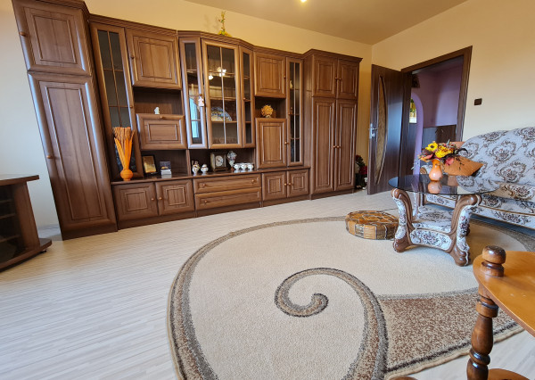 Útulný 3 izb. byt, 83m2, loggia, prenájom, Čínska, Košice – Nové Ťahanovce