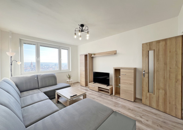 Priestranný 3 izb. byt (76 m2) / Kuzmányho / Košice – Staré Mesto