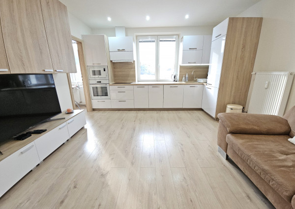 Tehlový 2,5 izbový byt 53m2,  po rekonštrukcií, predaj, Rastislavova, Košice – Juh