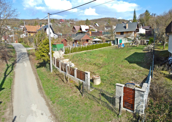 Záhrada 600m2 s chatou, súpisné číslo, predaj, Nižná Hutka, Košice – okolie