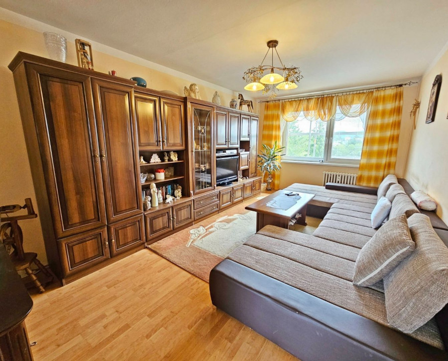 4 izbový byt 81m2, loggia 3,44m2  a pivnica 7m2, predaj, Sídlisko III, Volgogradská, Prešov
