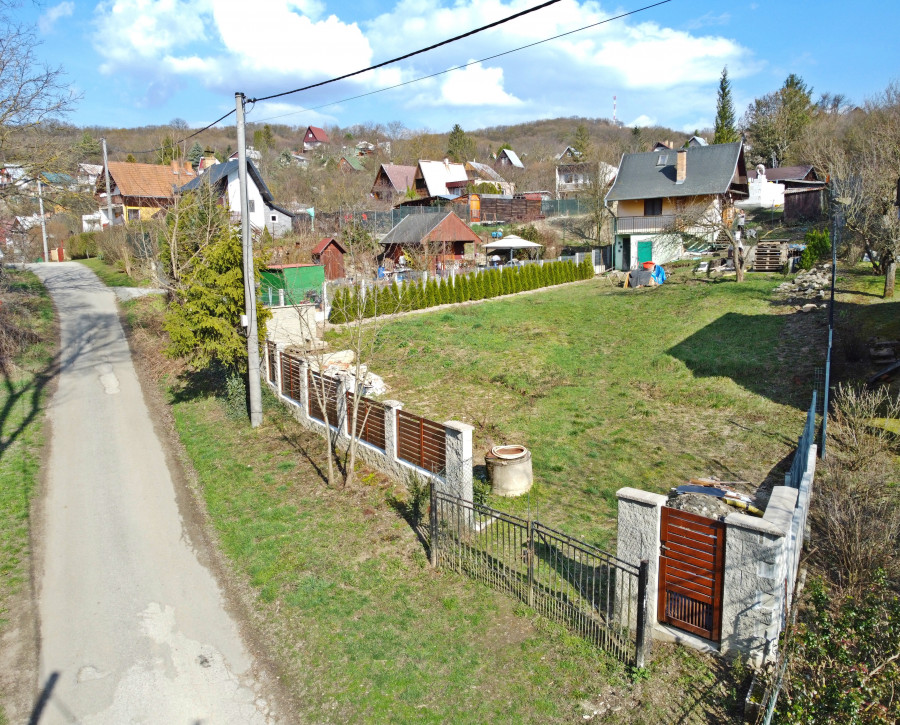 Záhrada 600m2 s chatou, súpisné číslo, predaj, Nižná Hutka, Košice – okolie