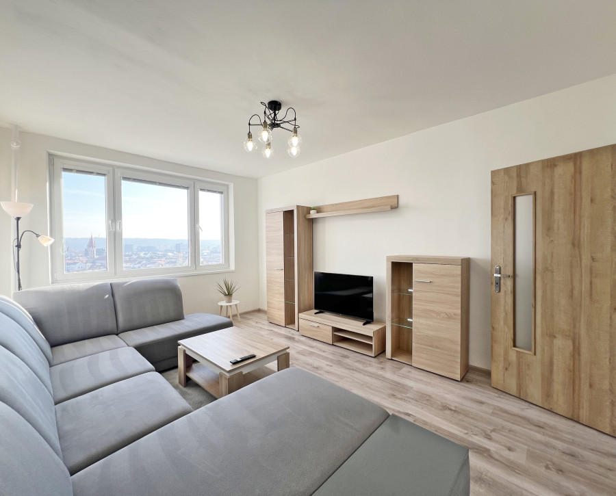 Priestranný 3 izb. byt (76 m2) / Kuzmányho / Košice – Staré Mesto
